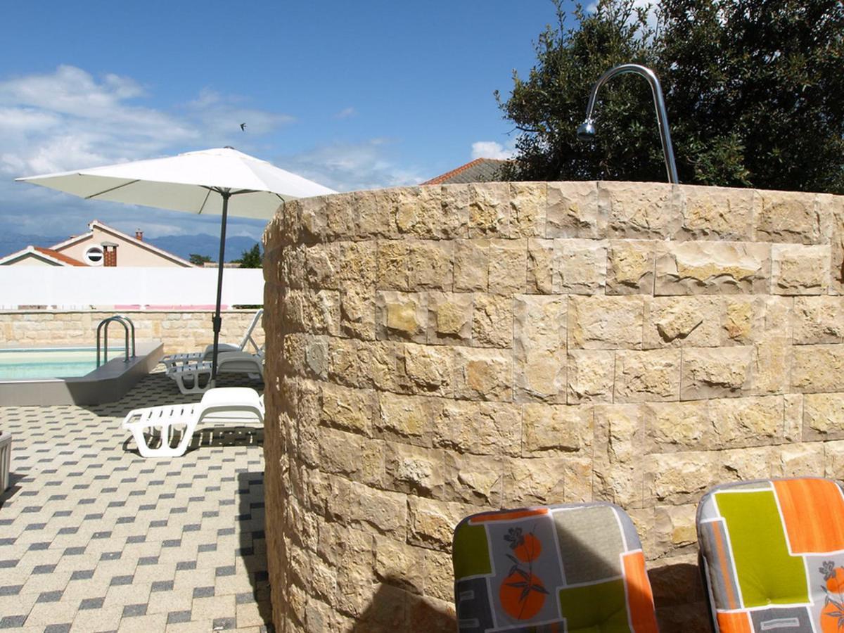 Apartment Mlasina-6 By Interhome Nin Εξωτερικό φωτογραφία