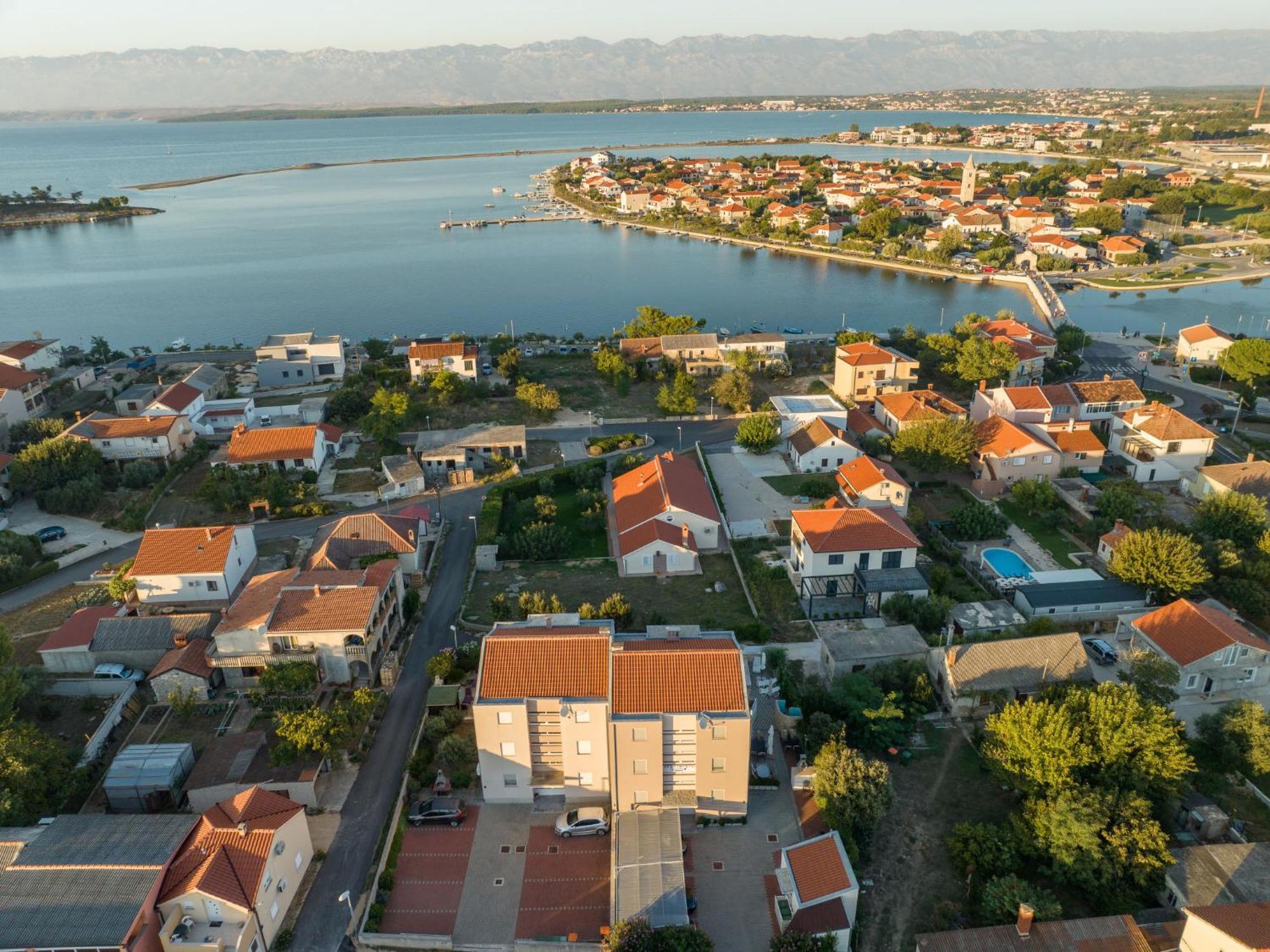 Apartment Mlasina-6 By Interhome Nin Εξωτερικό φωτογραφία
