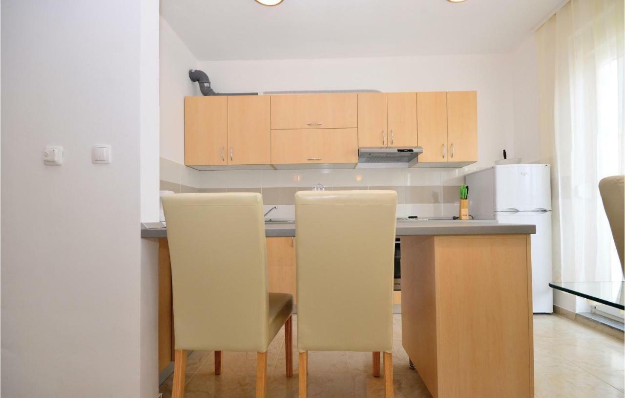 Apartment Mlasina-6 By Interhome Nin Εξωτερικό φωτογραφία
